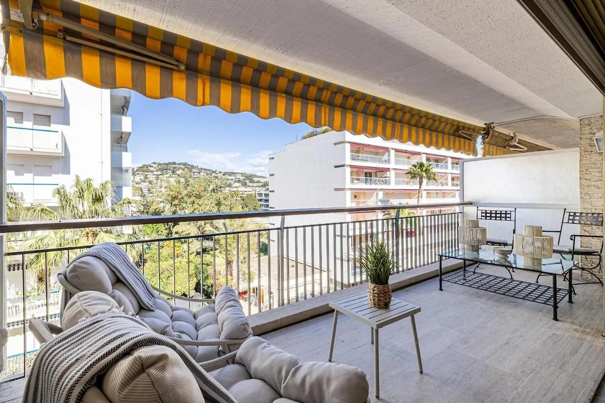 Palm Beach, Sea View Apartment, 100M From Beaches Cannes